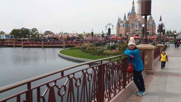 jalan jalan ke shanghai disneyland