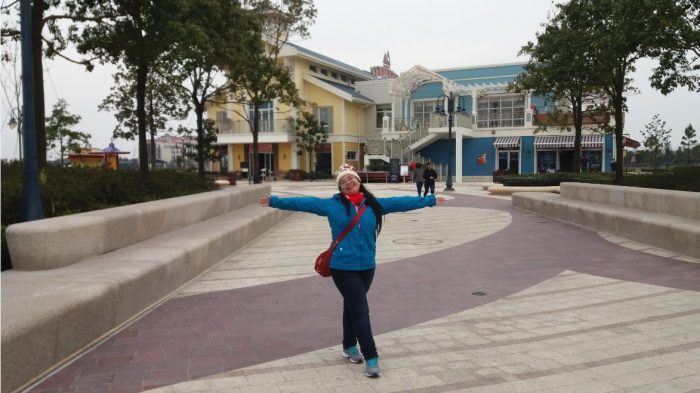 Liburan ke shanghai disneyland