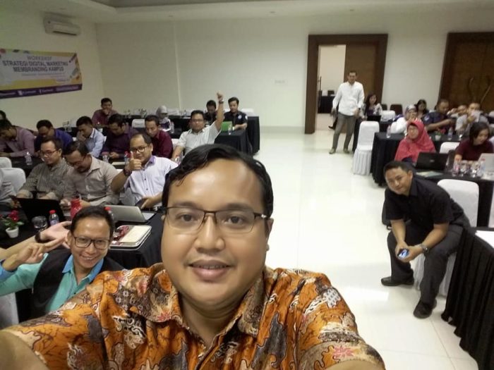 Pembicara Digital Marketing di Kampus BSI Bekasi