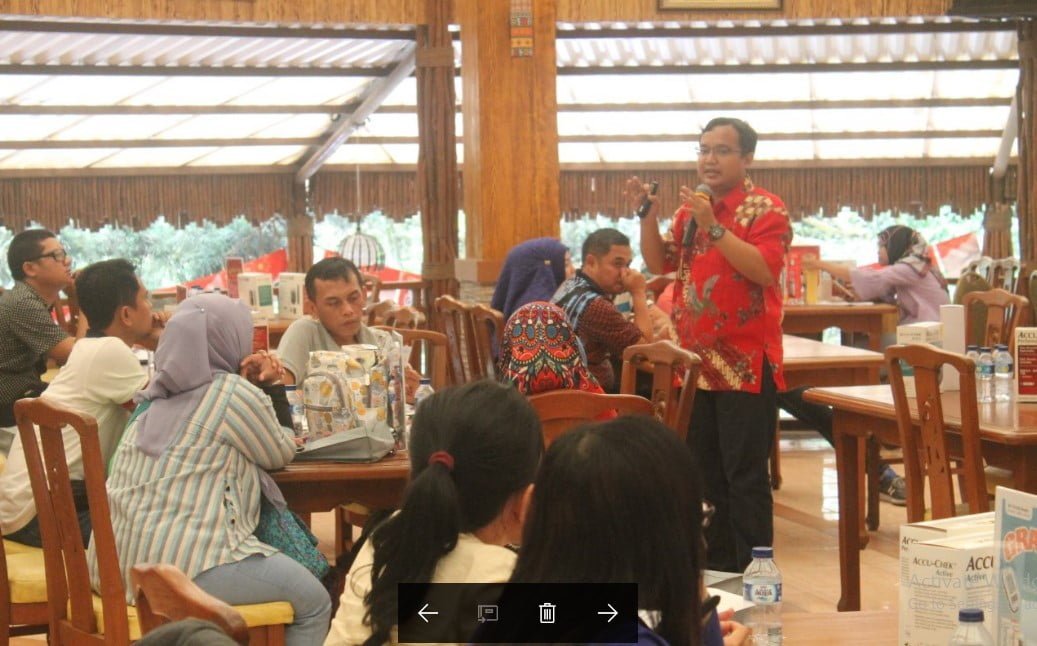 Praktisi Sosial Media Untuk Perusahaan Andreas Agung