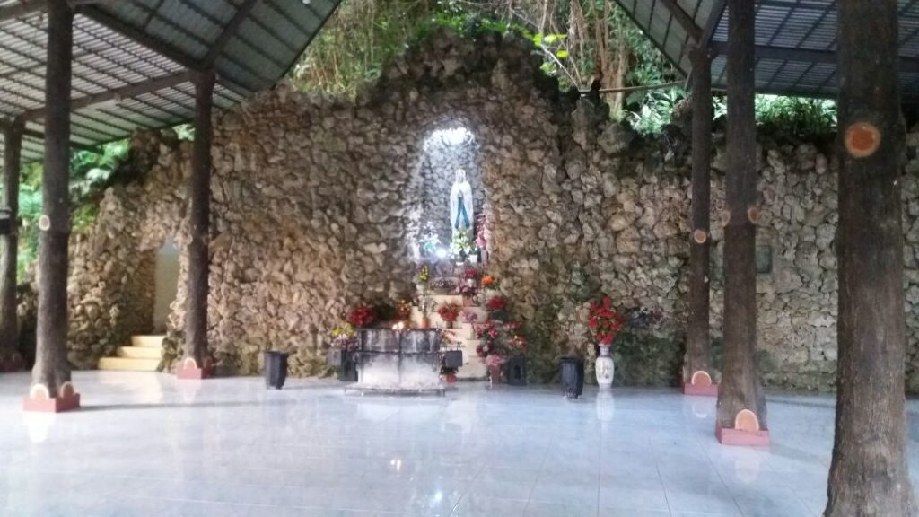 Gua Maria Bukit Kanada Rangkasbitung Tempat Ziarah Favorit