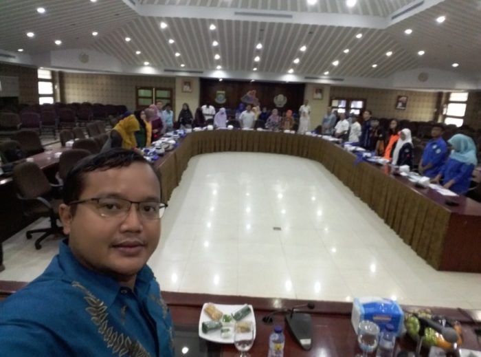 Praktisi Internet Marketing Untuk Perusahaan Andreas Agung