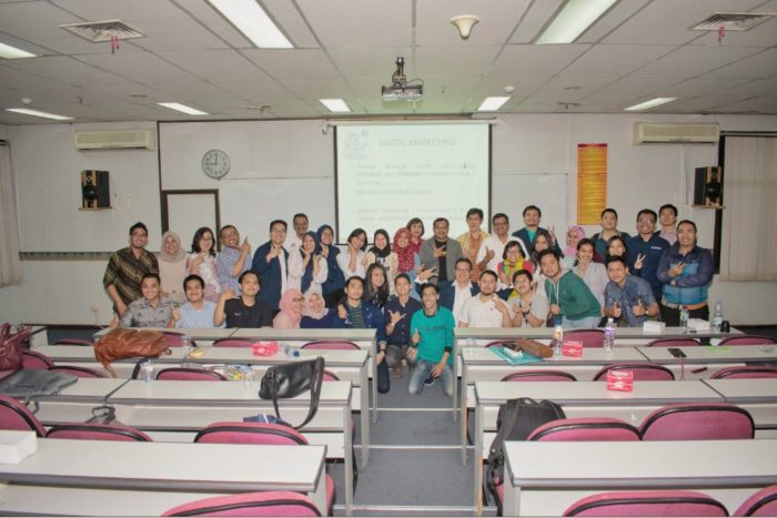 Pembicara Bisnis Online