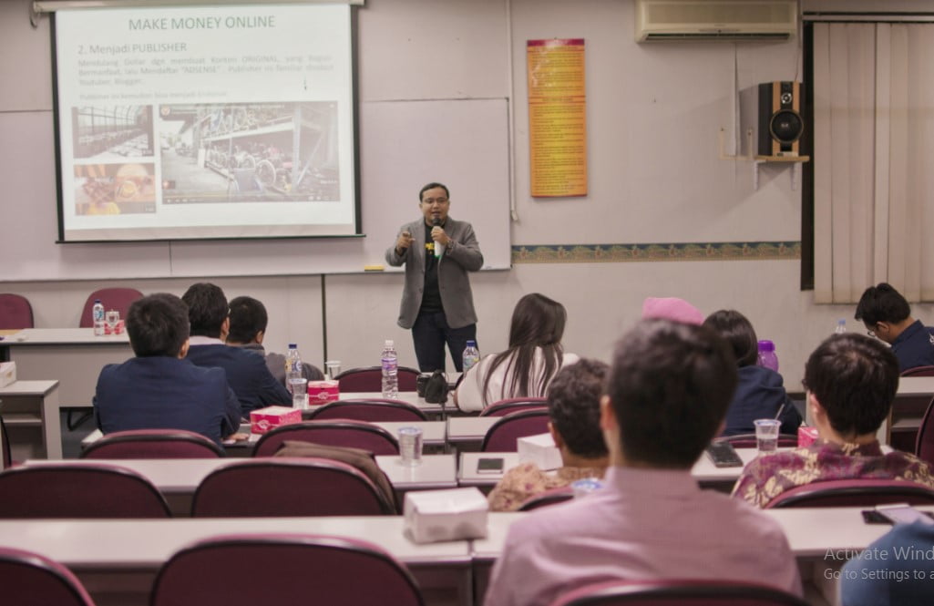 Pembicara Digital Marketing Terbaik di Purwokerto