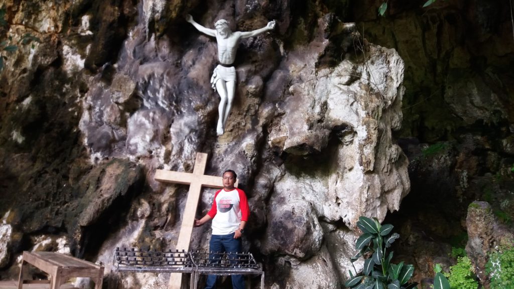 Gua Maria Tritis Gunung Kidul Jogja Sangat Menakjubkan