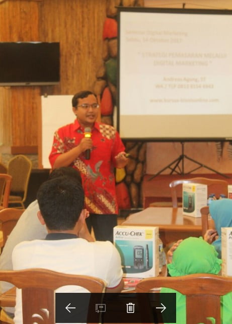 Pembicara Digital Marketing Terbaik di Palembang