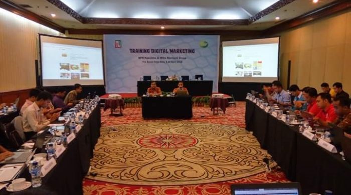 Seminar Bisnis Online Terlengkap Bersama Andreas Agung