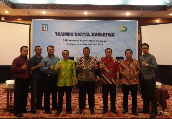 Dosen Instagram Marketing Terbaik Indonesia