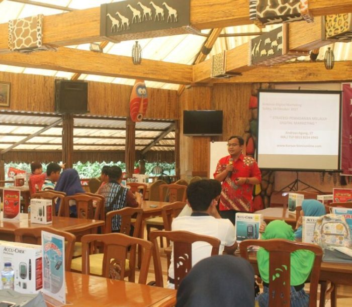 Trainer Pemasaran Digital Andreas Agung