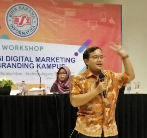 Trainer Digital Marketing Properti