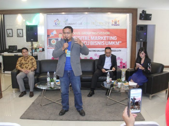 Pembicara Internet Marketing Terbaik untuk Perusahaan
