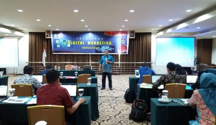 Pembicara Internet Marketing Terbaik di Tangerang Selatan