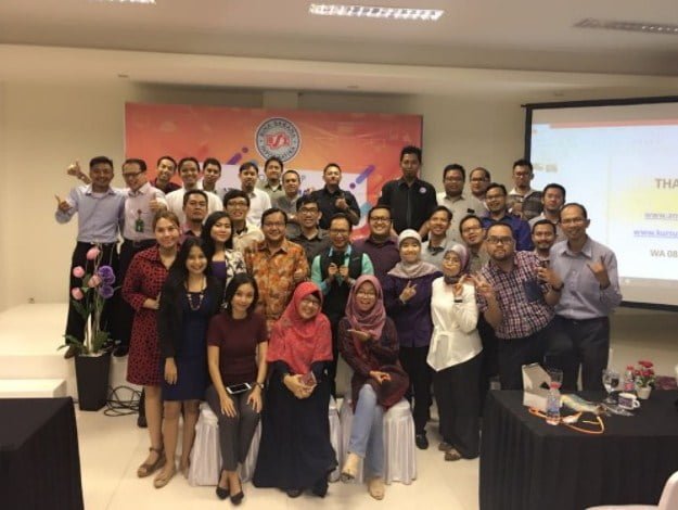 Motivator Internet Marketing Terbaik Terfavorit Indonesia
