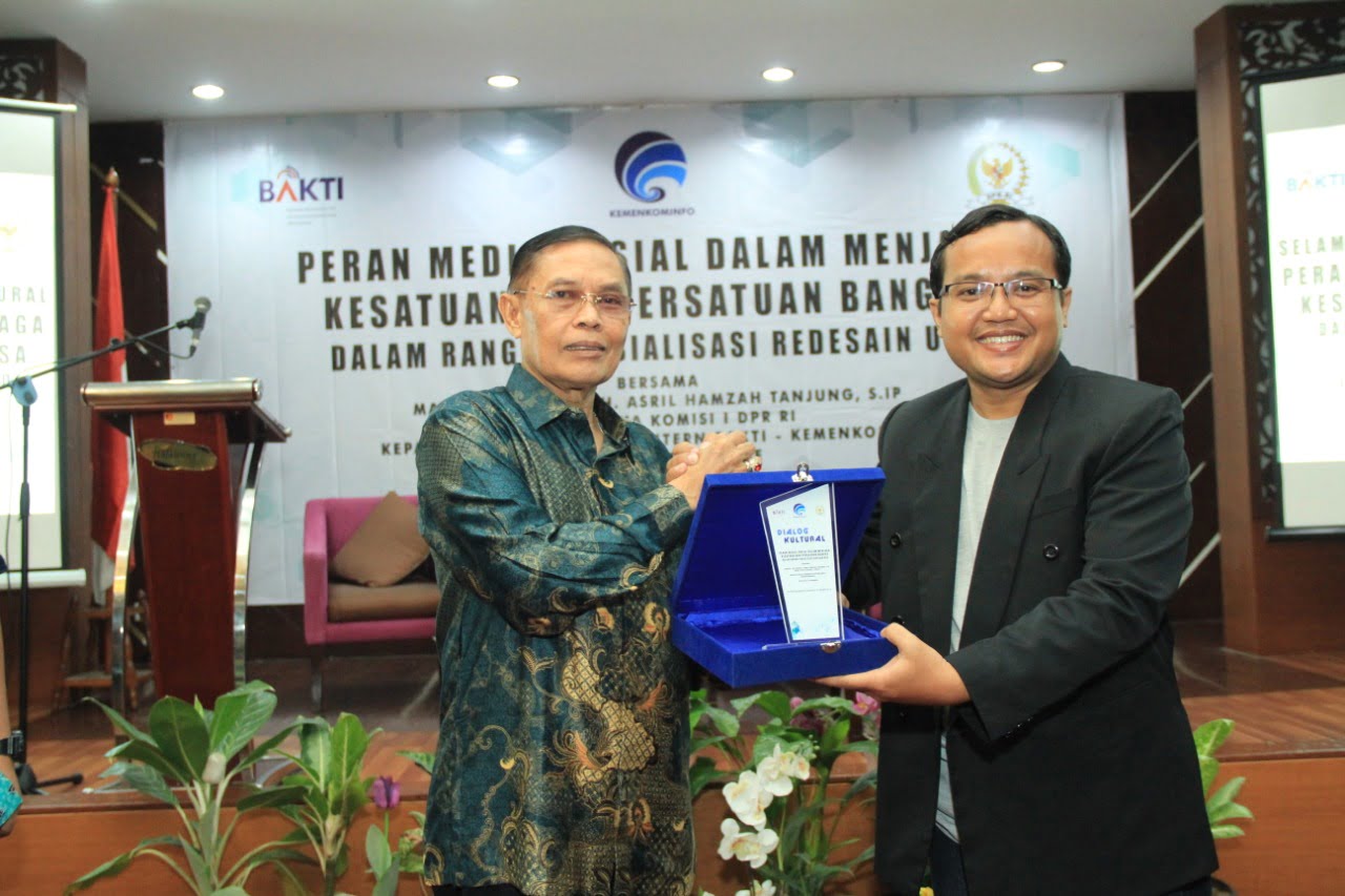 Seminar Sosial Media E-Commerce Kominfo