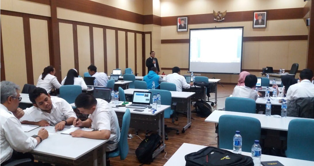 Pembicara Internet Marketing Terfavorit di Palu