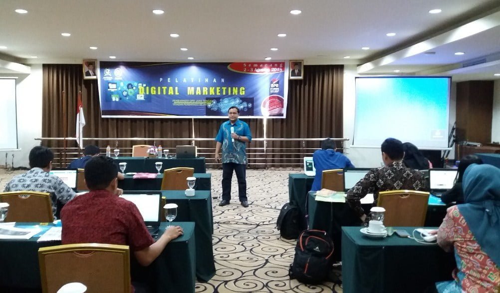 Pembicara Internasional Online Marketing Yang Terfavorit