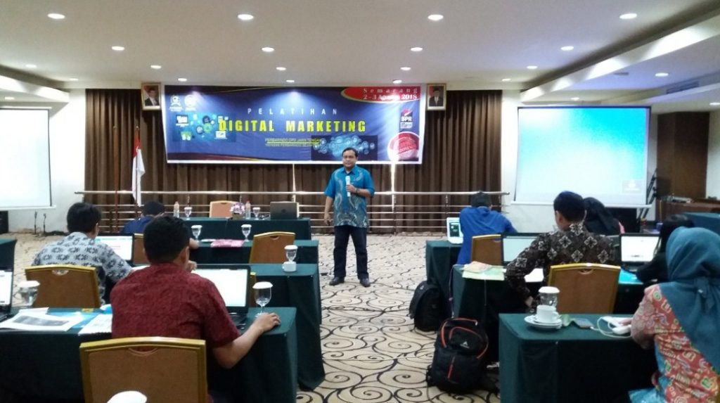Corporate Training Digital Marketing Terbaik di Bekasi