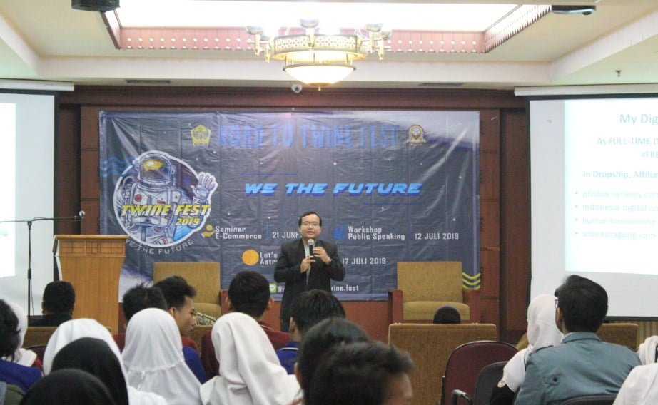 Pembicara Seminar Kewirausahaan Terbaik di Kendari