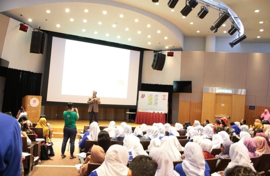 Pembicara Seminar Kewirausahaan Terbaik di Batam