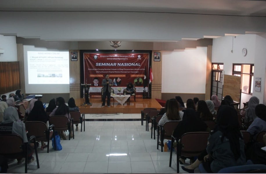 Pembicara Bisnis Work From Home Terbaik Indonesia