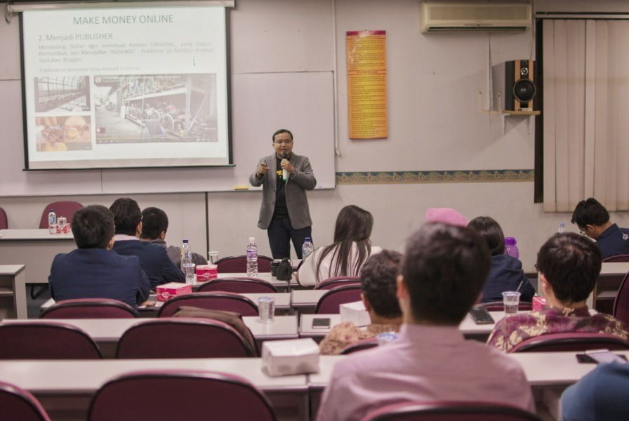 Digital Entrepreneur Terbaik Terfavorit di Bandar Lampung