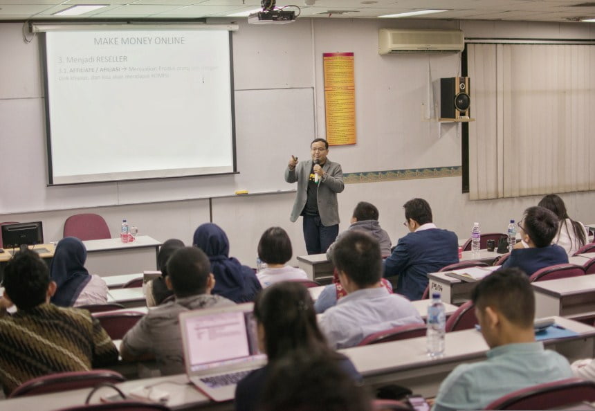Pelatih Bisnis E-commerce Terbaik di Bekasi