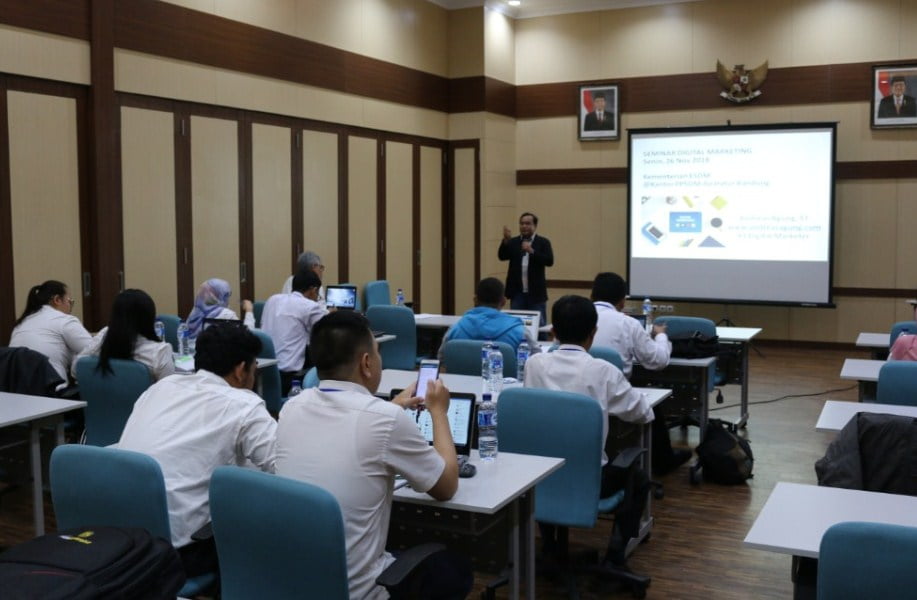 Pembicara Internet Marketing