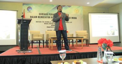 Pembicara Entrepreneur Muda Yang Terbaik di Indonesia